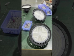 طول عمر چراغ خورشیدی چراغ فلد 100w 200w 300w 400w 500w سیستم شارژ هوشمند