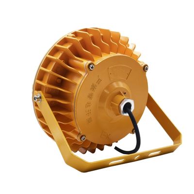 چراغ روشنایی محوطه ای ضد انفجار LED با توان 100 وات، درجه حفاظت IP66 و لنز شیشه ای مقاوم برای مناطق خطرناک