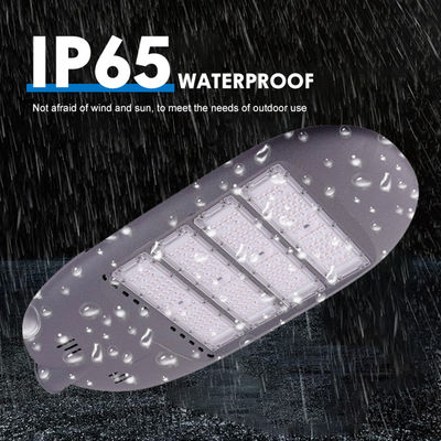 چراغ خیابانی LED ضدآب IP65 با توان 100 وات تا 200 وات، طول عمر 50000 ساعت برای روشنایی نصب شده روی تیر در فضای باز