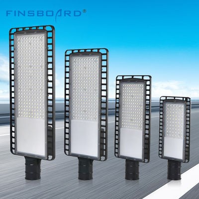 چراغ خیابانی LED ضدآب IP66 در فضای باز با تراشه های LED SMD3030 و توان 50 وات تا 200 وات برای روشنایی بزرگراه و باغ