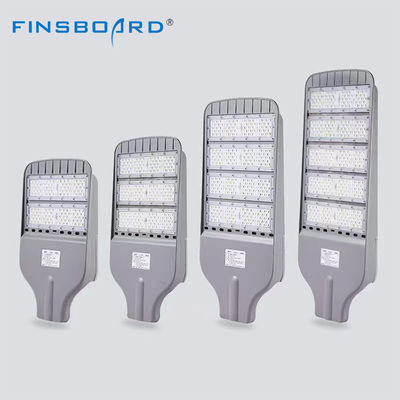 چراغ خیابانی LED ضدآب IP65 با گزینه‌های 100 وات/150 وات/200 وات و دمای رنگ 3000K/4000K/6000K برای روشنایی فضای باز