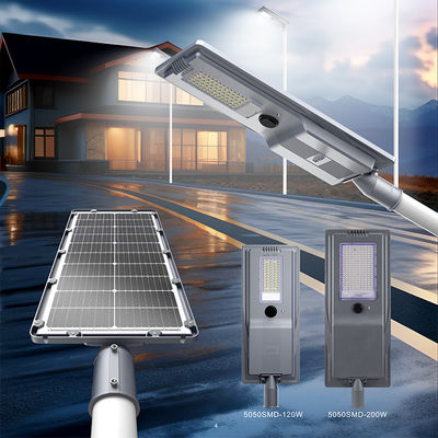 کیفیت خوب Ip65 ضد آب در فضای باز نور جاده ای Smd آلومینیوم 400w 600w همه در یک LED نور خیابان خورشیدی