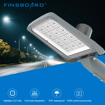 جاده در فضای باز راننده جداکننده جدید چراغ خیابان LED آلومینیوم 50w 100w 150w 200w