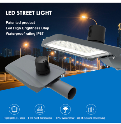 جاده در فضای باز راننده جداکننده جدید چراغ خیابان LED آلومینیوم 50w 100w 150w 200w