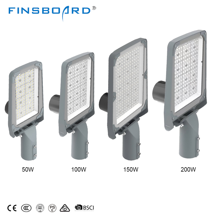 Ip67 آلومینیوم 50w 100w 150w 200w کنترل نور یکپارچه چراغ خیابان LED